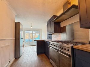 Photo 15- click for photo gallery